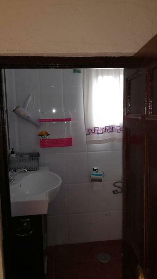 הוילה Villanueva del Rosario La Casita De Piedra מראה חיצוני תמונה