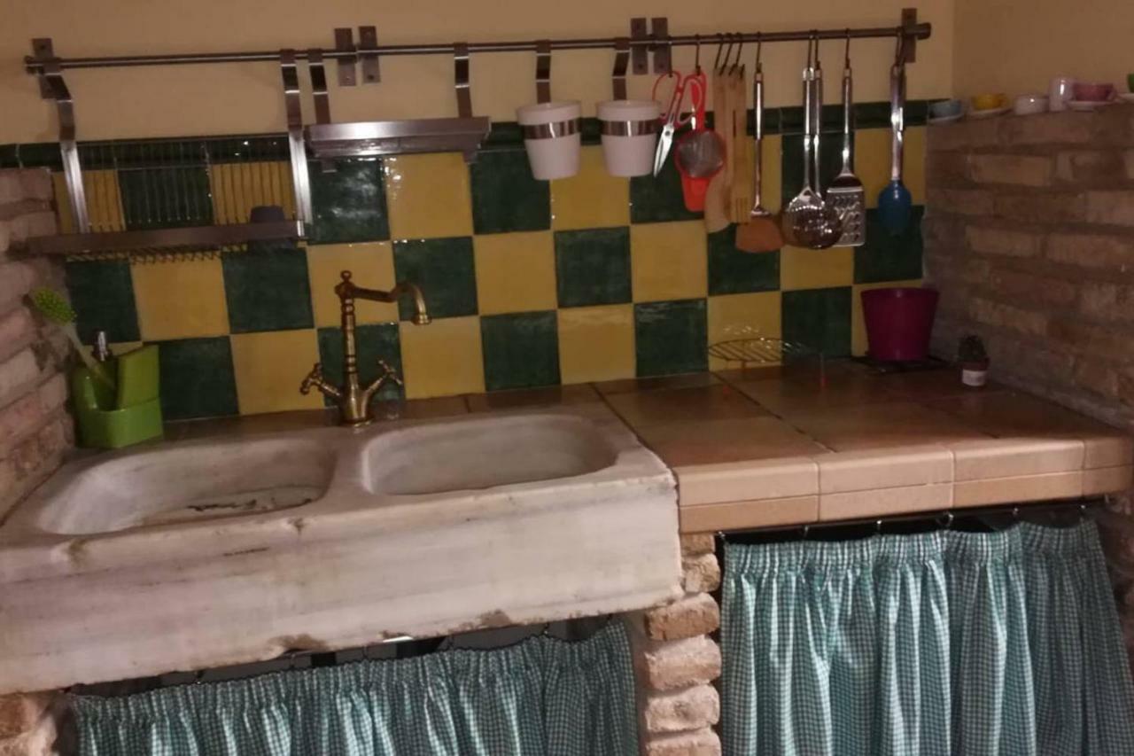 הוילה Villanueva del Rosario La Casita De Piedra מראה חיצוני תמונה