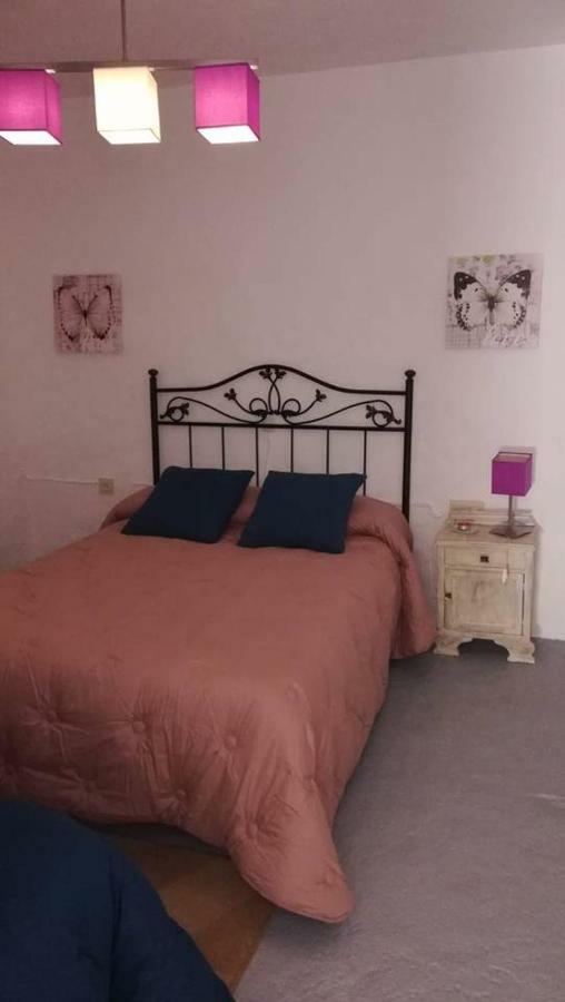 הוילה Villanueva del Rosario La Casita De Piedra מראה חיצוני תמונה