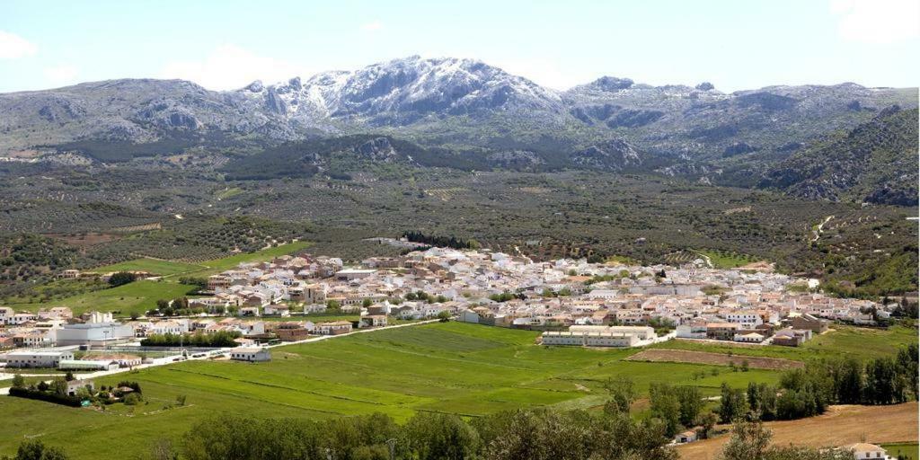 הוילה Villanueva del Rosario La Casita De Piedra מראה חיצוני תמונה